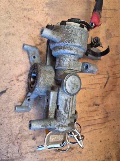 Isuzu N-Series NKR NKR66 - Ignition Barrel and Key
