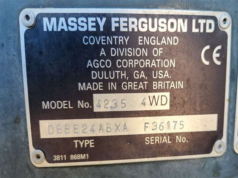 1999 Massey Ferguson Tractor 4235