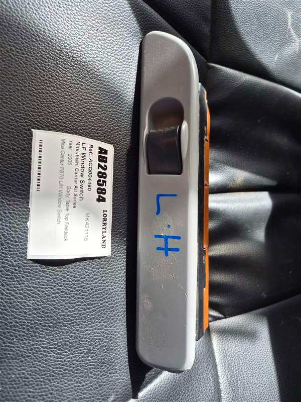 Mitsubishi Canter All Series FB70BB 510771 - Left Front Window Switch PN: MK421115