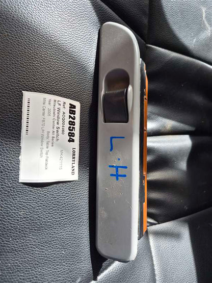 Mitsubishi Canter All Series FB70BB 510771 - Left Front Window Switch PN: MK421115