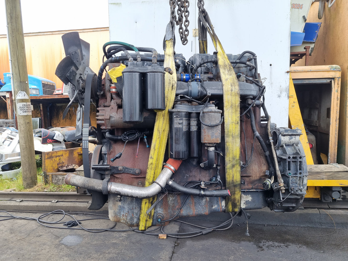 Mack CH Series CH688 CH - Engine PN: 3204  4265