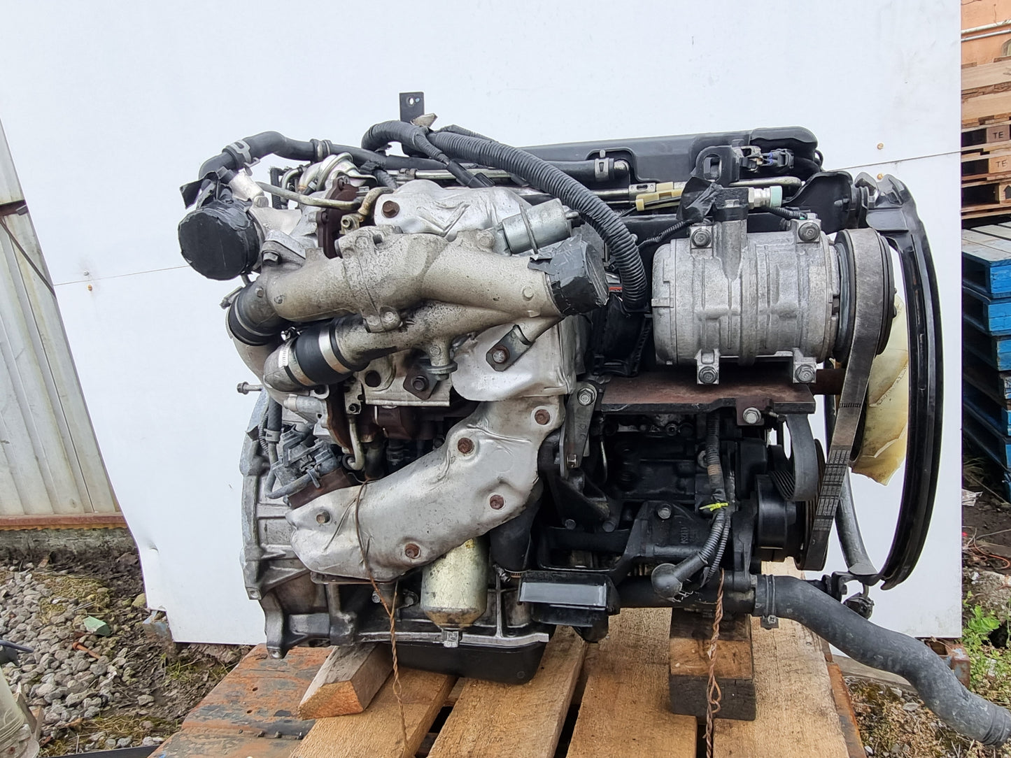Isuzu N-Series NPR NPR85 - Engine PN: 4jj1-11