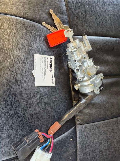 Mitsubishi Canter FE5/FE6 1995-2005 FE635 - Ignition Barrel and Key