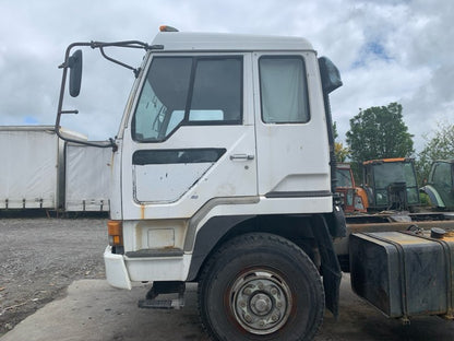 1991 Mitsubishi Fuso The Great FS4 FV415