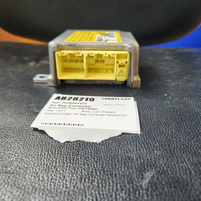 Mitsubishi Fuso Fighter FM FM67FM2RFAM6X2 - SRS Control Module PN: W2T77581