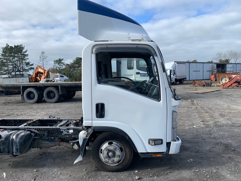 2008 Isuzu N-Series NLR NLR85