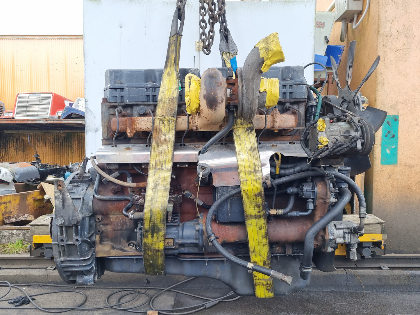 Mack CH Series CH688 CH - Engine PN: 3204  4265