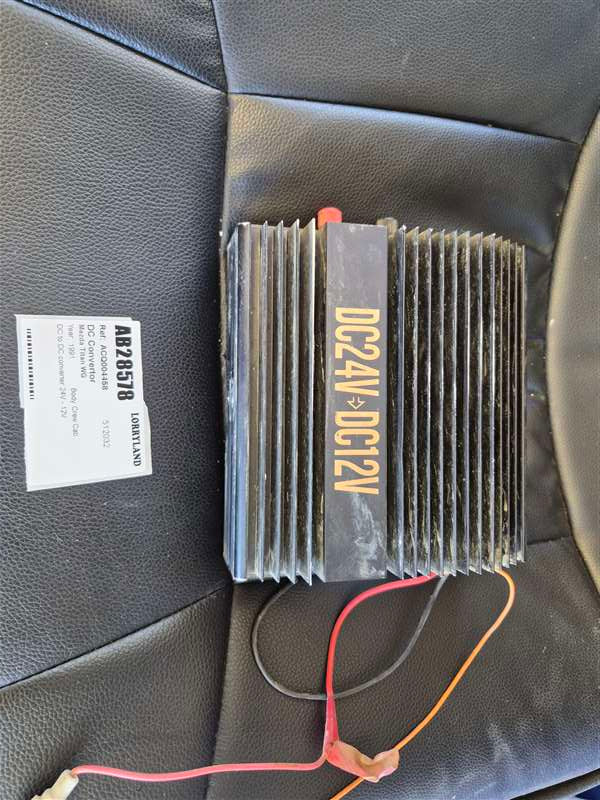 Mazda Titan WG wgl4t-121826 - DC Convertor PN: 512032