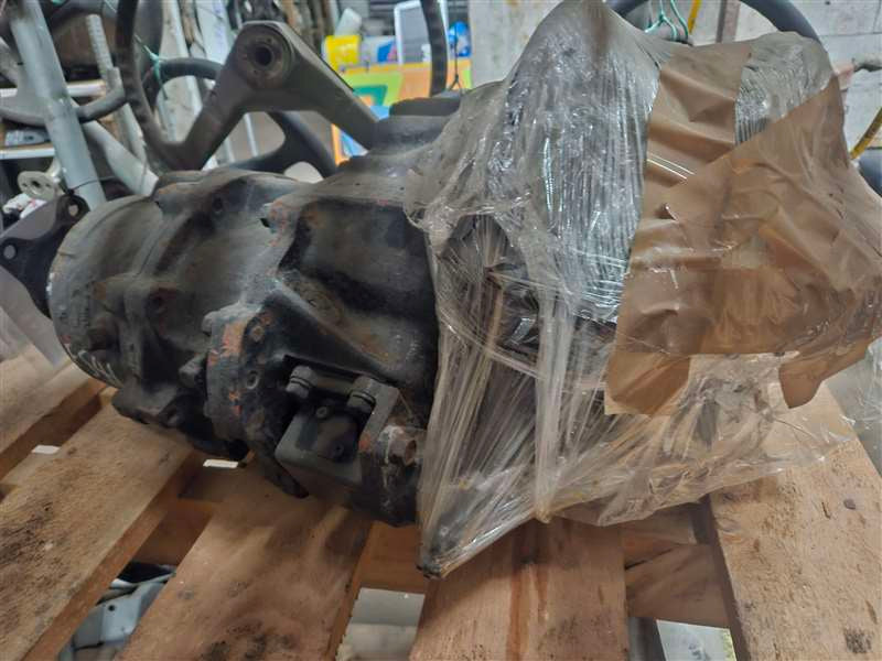 Mitsubishi Fuso Super Great FS - Front Diff Head  PN: 369
