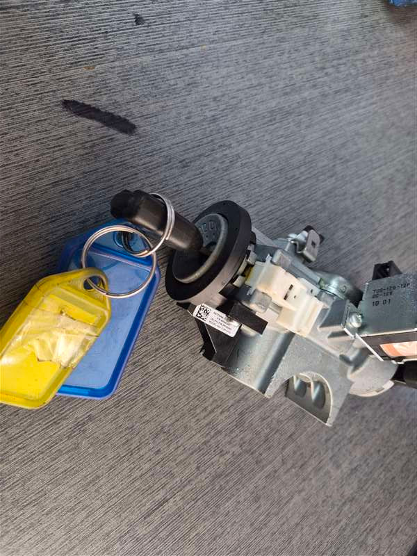 Mitsubishi Canter All Series FBA20 - Ignition Barrel and Key