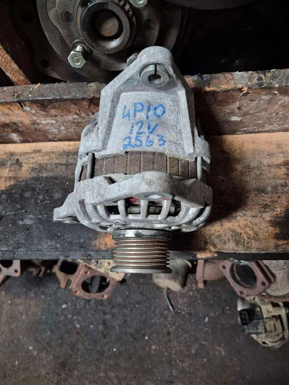 Mitsubishi Canter FEB60E2 fba60-510336 - Alternator