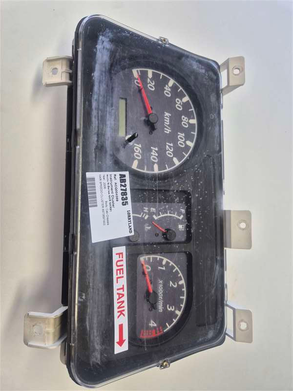 Isuzu N-Series NKR NKR81-7041893 - Instrument Cluster
