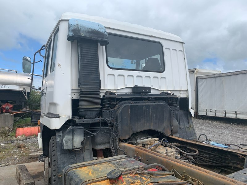 1991 Mitsubishi Fuso The Great FS4 FV415