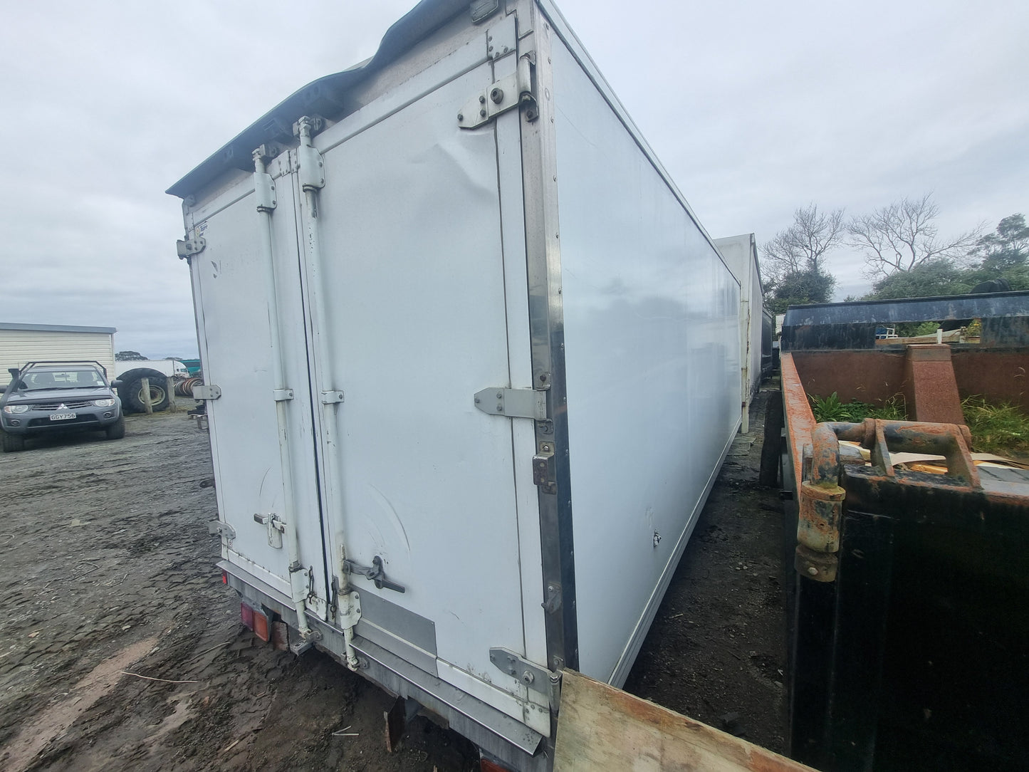Isuzu F-Series FSR FSR90-7000752 - Chiller