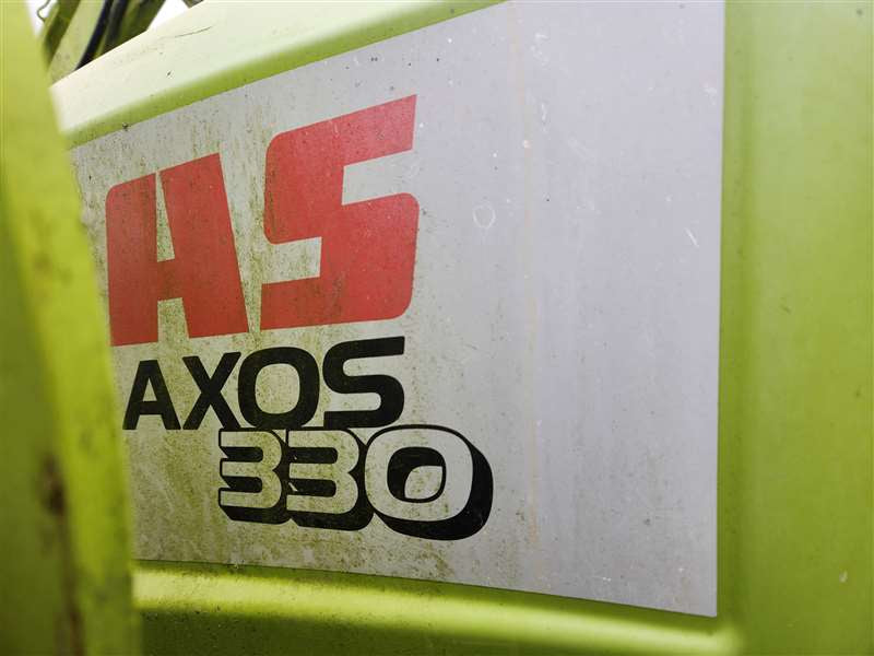 CLAAS Tractor AXOS 330