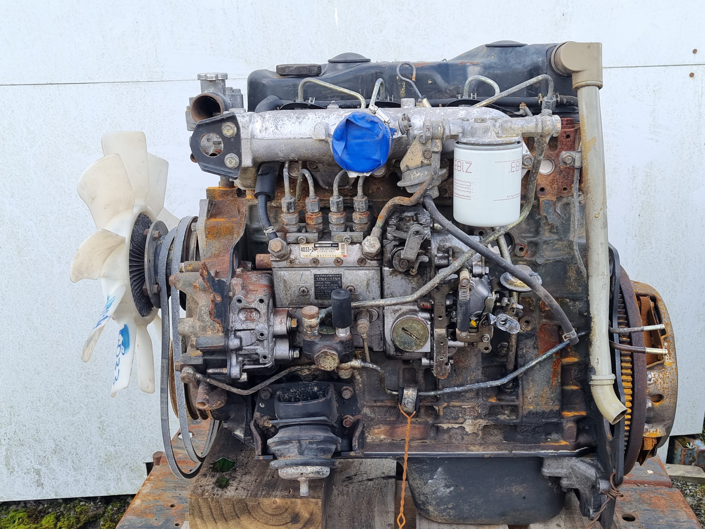 Mitsubishi Canter FE637 10/1997-09/2002 FE637 - Engine PN: 3194 4d33