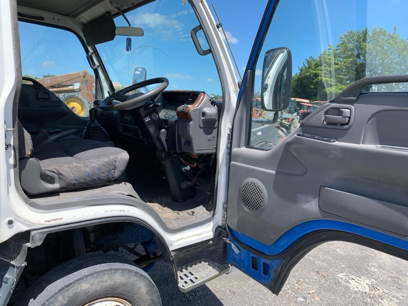 2005 Isuzu N-Series NPR NPR66L