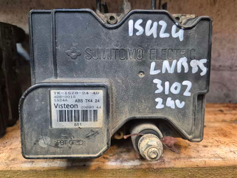 Mazda Titan LNR85 lkr85-7001587 - ABS Brake Unit