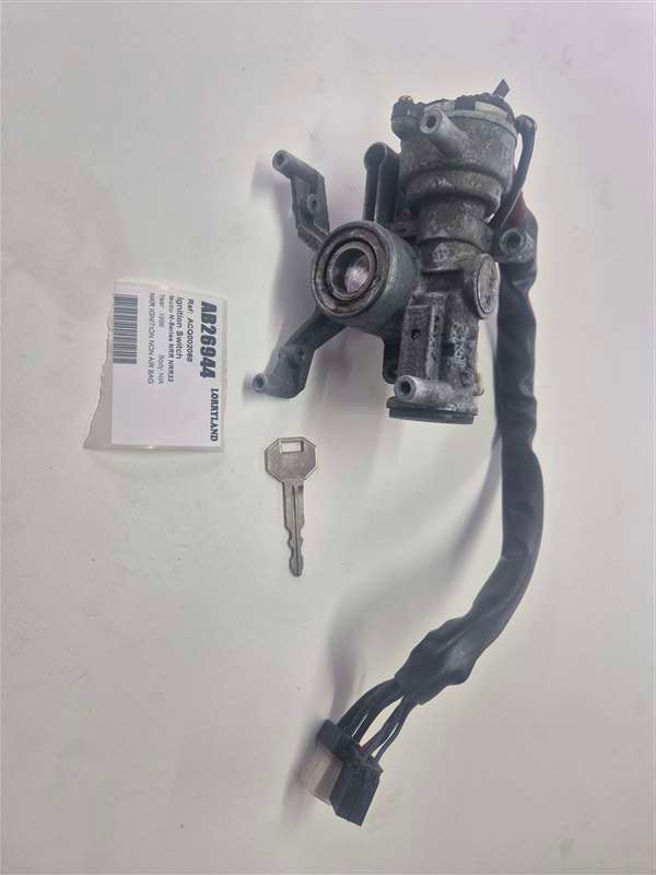 Isuzu N-Series NRR nrr33h2-3000245 - Ignition Switch