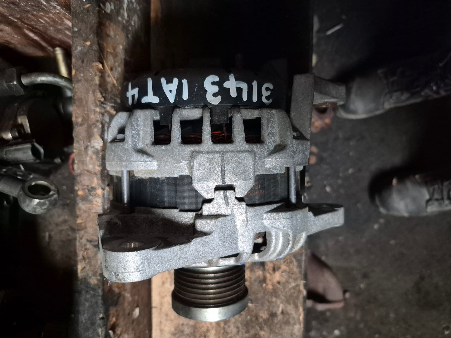 Mitsubishi Canter FEA/FEB 2011-on FEA20-5100137 - Alternator
