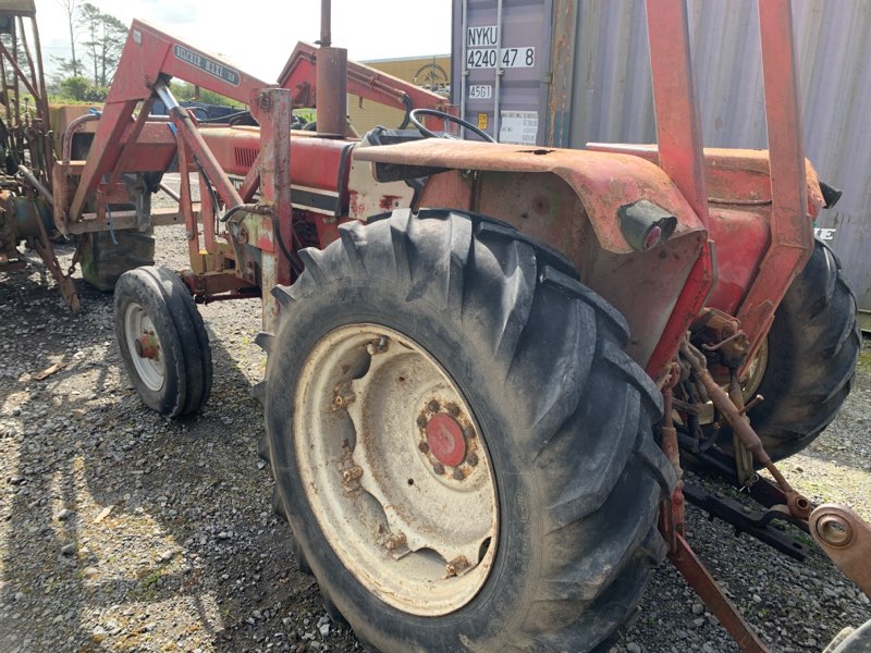 International Tractor 485