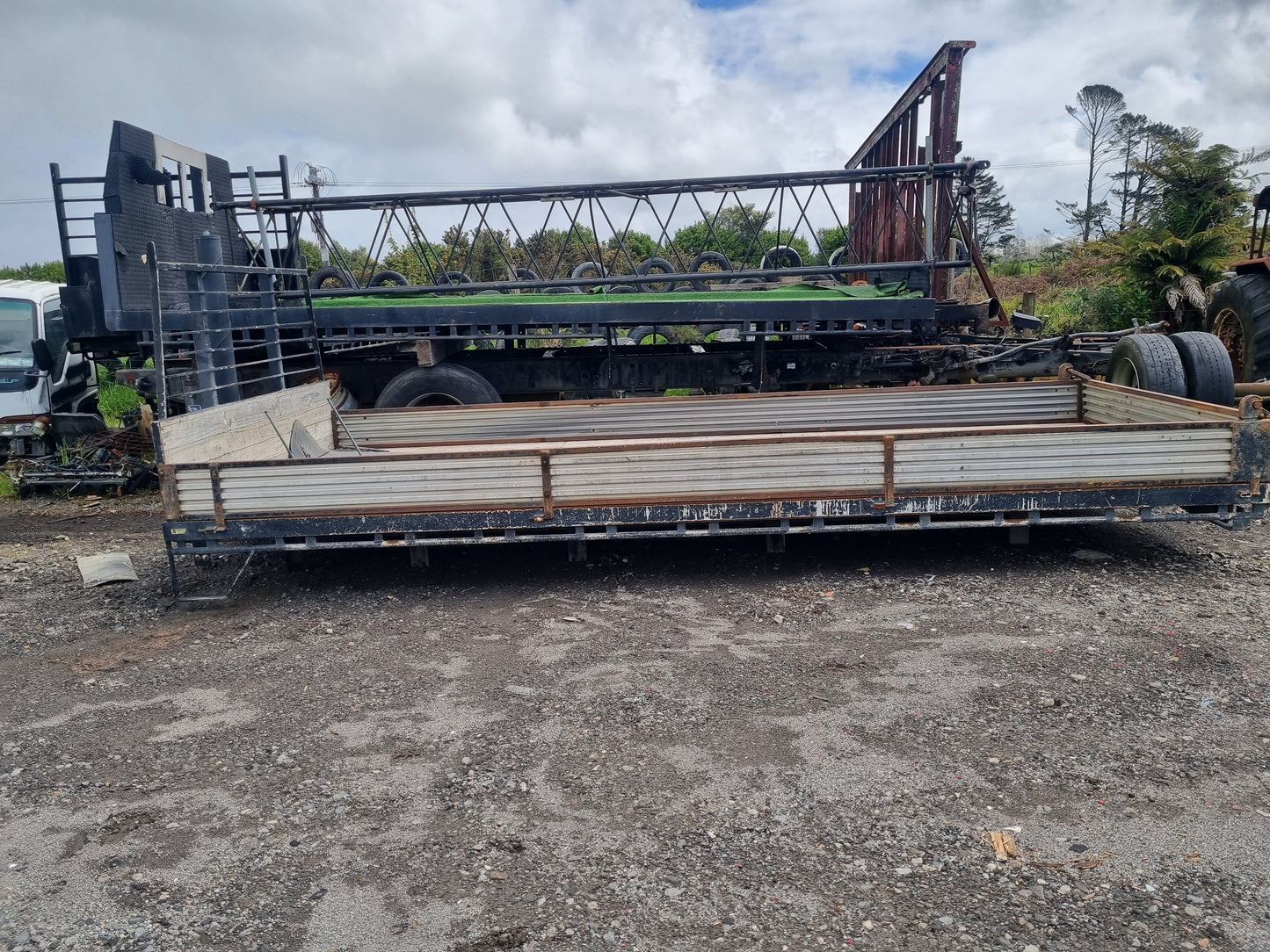 Mitsubishi Canter FEA-FEC-FEB 2011-on FEC85H2 - Tipping Deck PN: 4350 tipper 2014 canter fe85h2