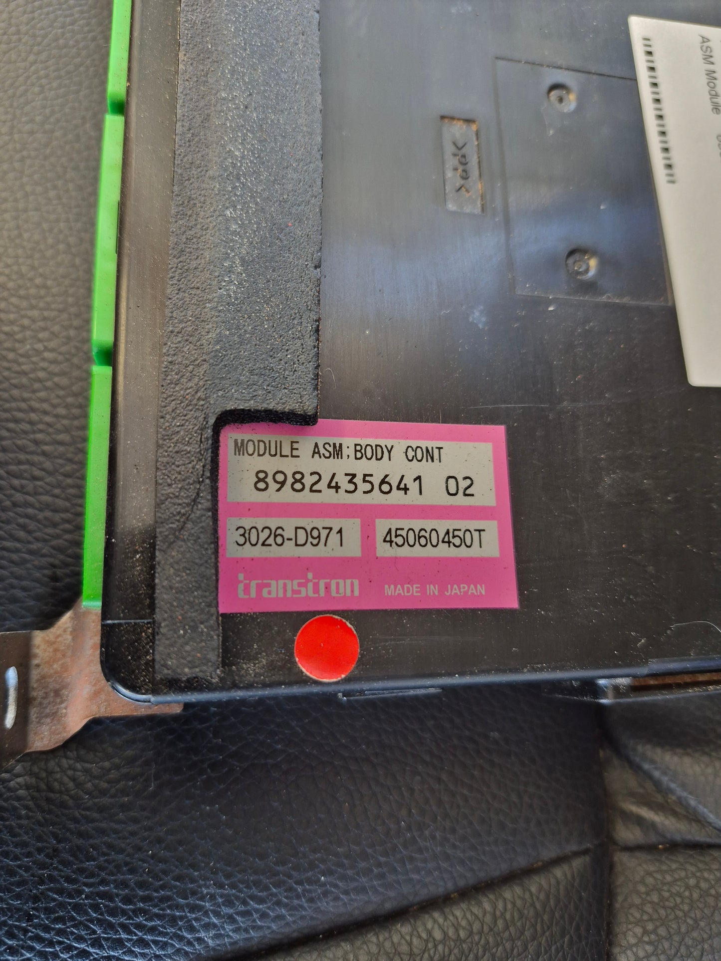 Isuzu N-Series NLR NLR85-7016677 - Air Suspension Relay PN: 3026-D971