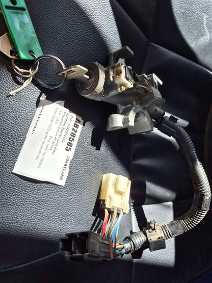 Mitsubishi Canter All Series FB70BB 510771 - Ignition Barrel and Key