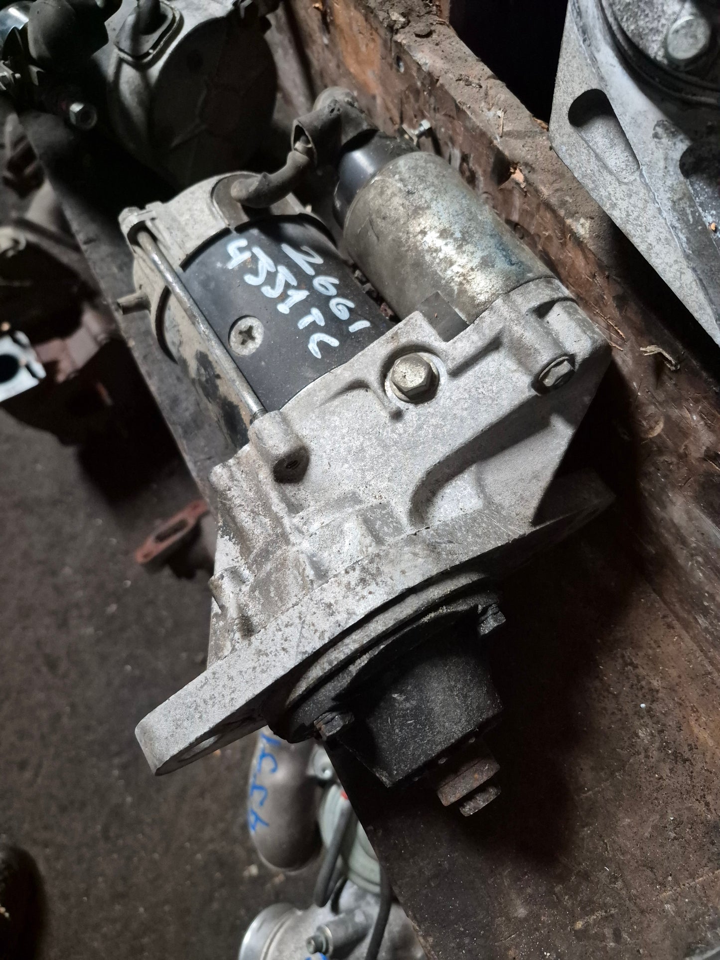 Isuzu N-Series NLR NLR85 - Other Electrical Parts