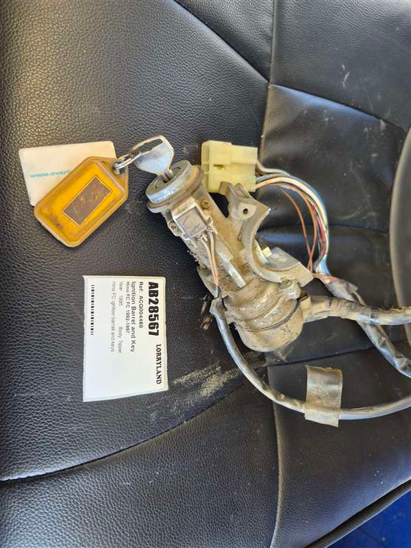 Hino 500 Series FC FC2JCA-11711 - Ignition Barrel and Key