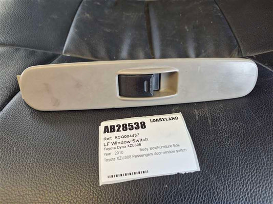Toyota Dyna XZU308 XZU308-1007437 - Left Front Window Switch