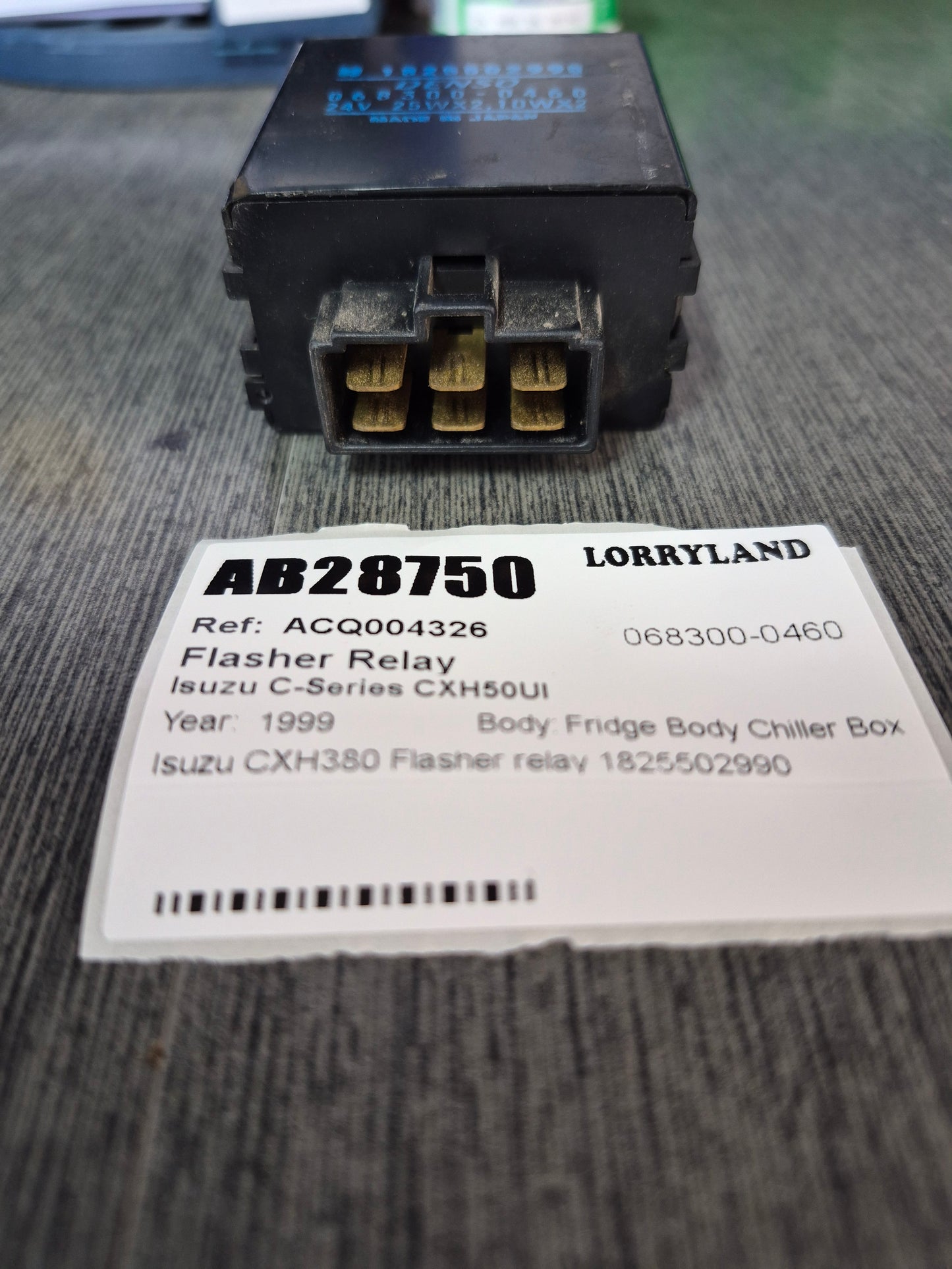 Isuzu C Series CXH50UI CXH50 - Flasher Relay PN: 068300-0460