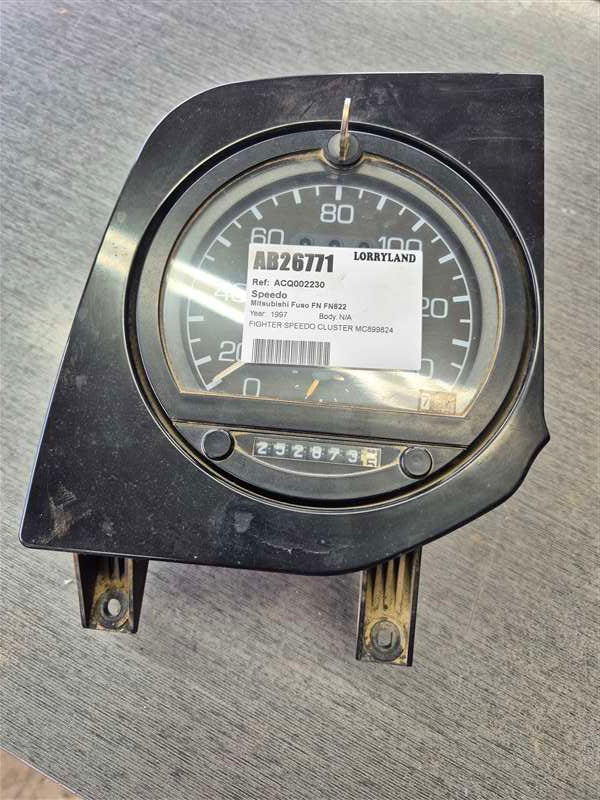 Mitsubishi Fuso Fighter FN fn622k-730106 - Speedo