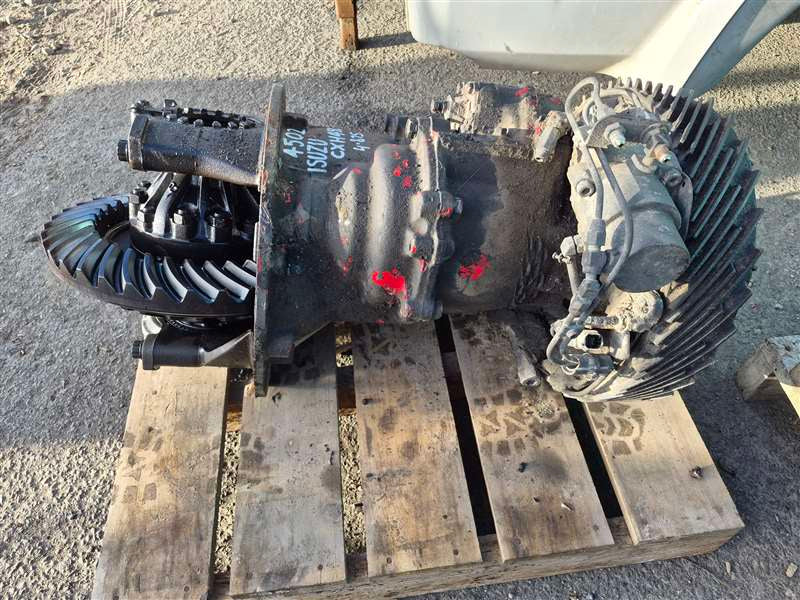 Isuzu Giga 1997-on CXH52 - Front Diff Head