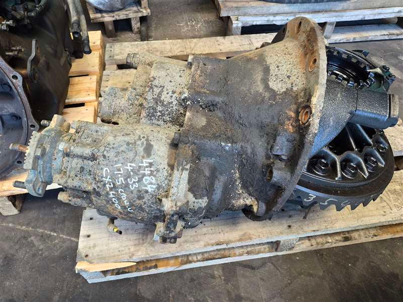 Isuzu Giga CXZ CXZ51 - Front Diff Head