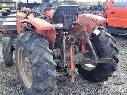 1985 Massey Ferguson Tractor 220-4