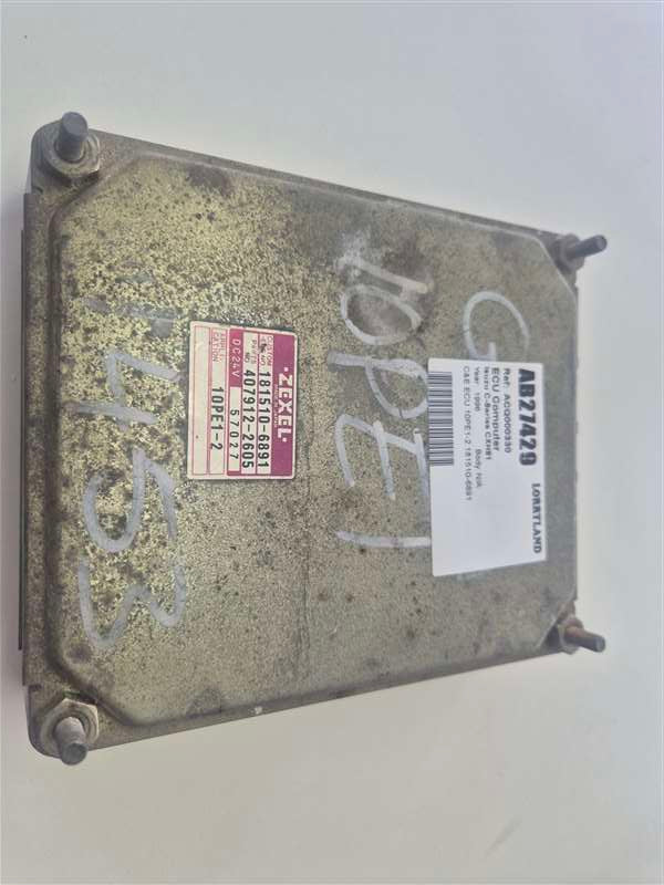 Isuzu C Series CXH81 CXH81U1-3000225 - ECU