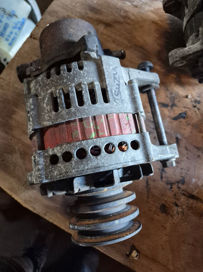 Isuzu N-Series NPR NPR66L-7425078 - Alternator
