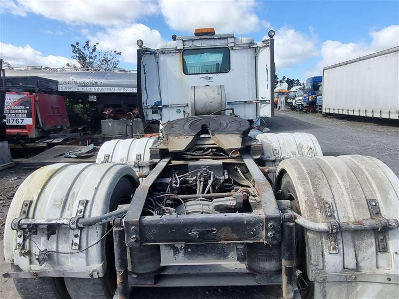 2000 International All Models 9200 EAGLE