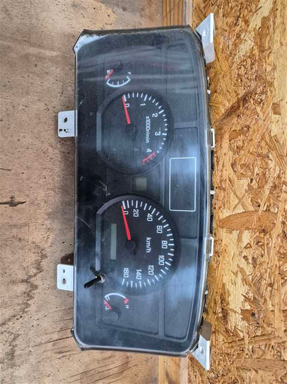 Nissan Atlas All Series ALR85 - Instrument Cluster PN: 8980428234