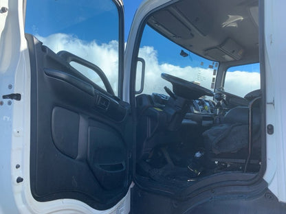 2017 Hino 500 Series jhdgh8j