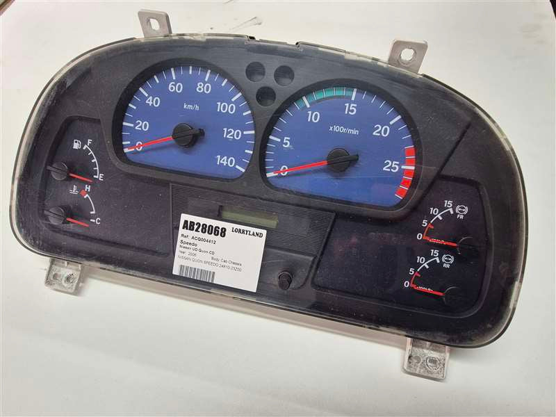 Nissan Quon CD CDY4YA-00158 - Speedo