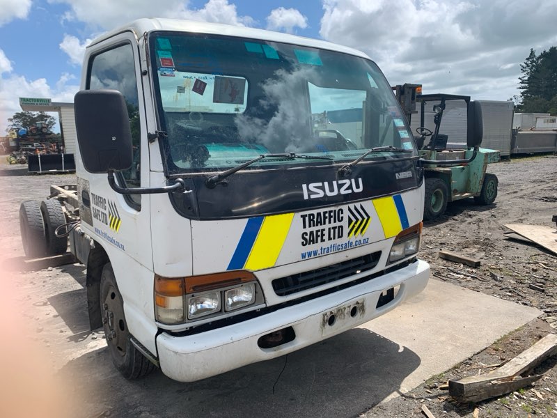 2003 Isuzu N-Series NPR NPR300/NPR66