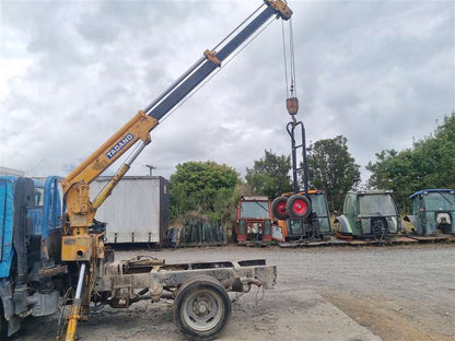 Hino Dutro All Series 2000-2011 XZK 362 4X4 - Crane PN: Tadano crane