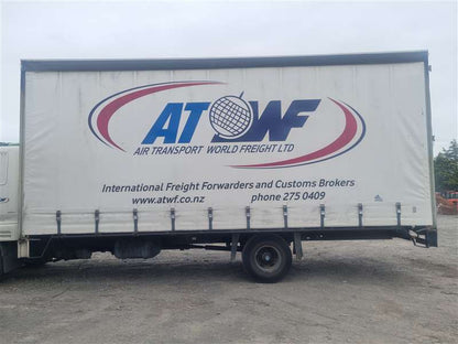 Mitsubishi Fuso FK FK617 1995-10/1997 FK617 - Box Body PN: curtain sider