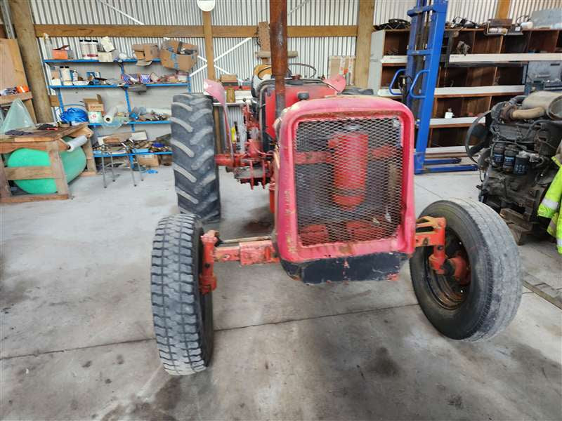 International Tractor 444 456
