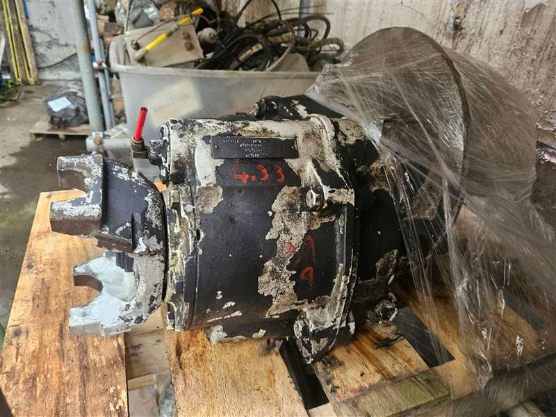 Mack CH Series CH688RST ch688rst - Front Diff Head  PN: 1472