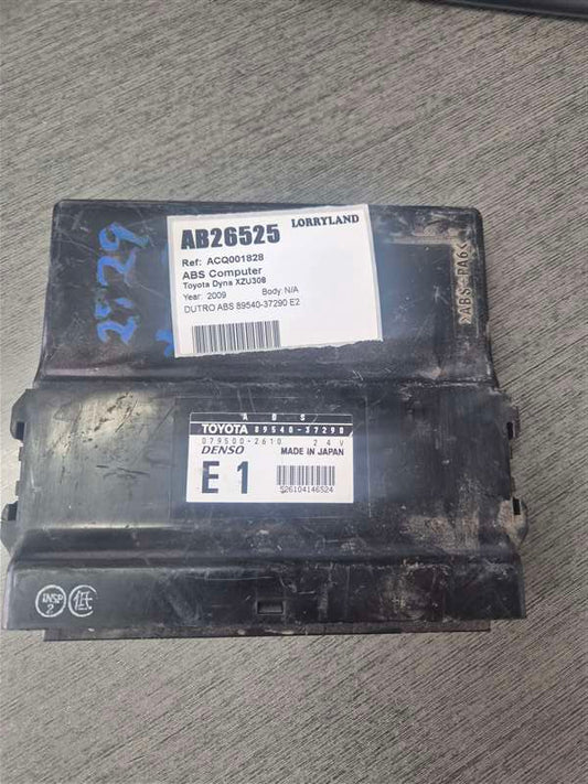 Toyota Dyna XZU308 xzu308-10006438 - ABS Computer