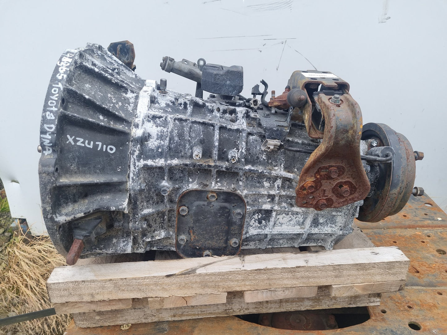 2012 Toyota Dyna XZU710 XZU710- Trans/Gearbox PN: