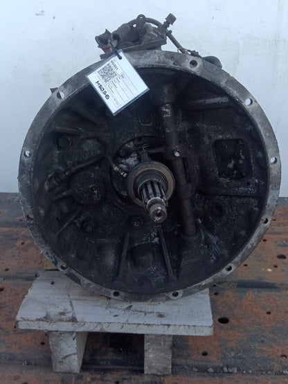1997 Isuzu Forward FRR33L3S- Trans/Gearbox PN: